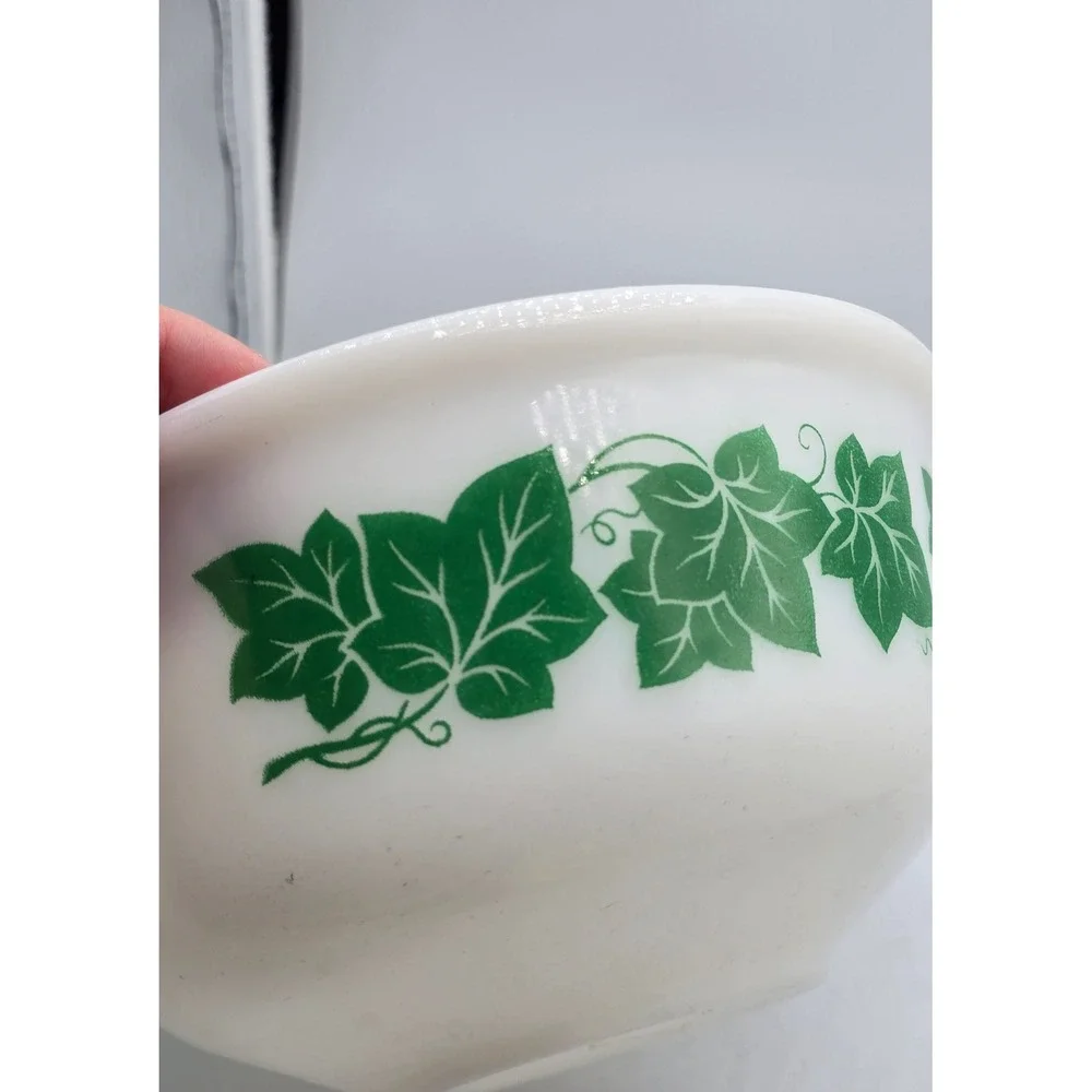 Vintage Hazel Atlas Milk Glass Ivy Leaf Mixing Bowl Green White 8 Inch MCM